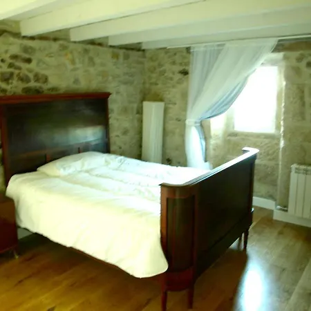 House With 8 Bedrooms In Santa Cruz De Andino, With Wonderful Mountain View, Enclosed Garden And Wifi - 20 Km From The Slopes * Santa Cruz de Andino