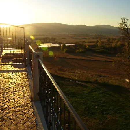 House With 8 Bedrooms In Santa Cruz De Andino, With Wonderful Mountain View, Enclosed Garden And Wifi - 20 Km From The Slopes 別荘