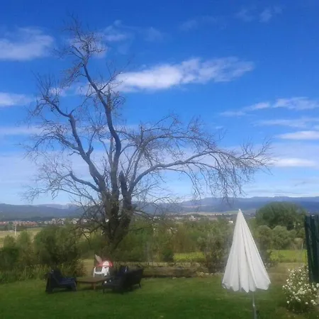 別荘 House With 8 Bedrooms In Santa Cruz De Andino, With Wonderful Mountain View, Enclosed Garden And Wifi - 20 Km From The Slopes *